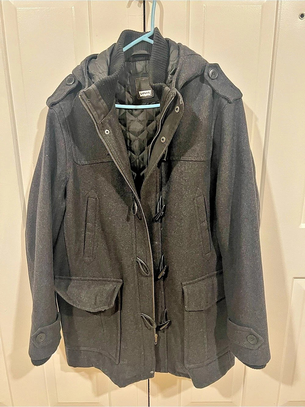 Levi's Men's Hooded Field Jacket in Black Like New